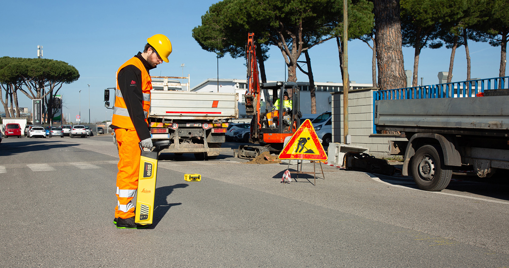 Leica-DD-SMART-Utility-Locators-Solution-Slider